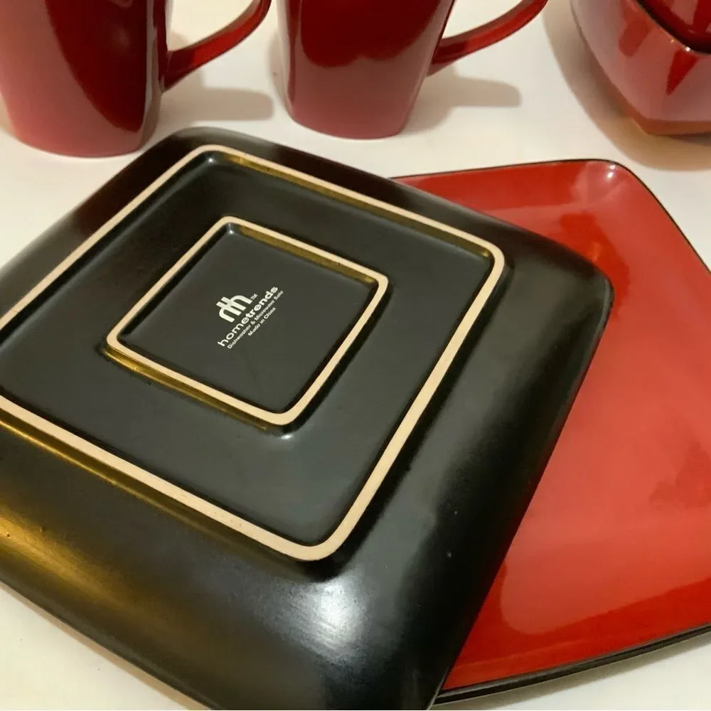 Home Trends Rave Red 2 dinner plates 2 Square Bowls 2 mugs set of 6 G19